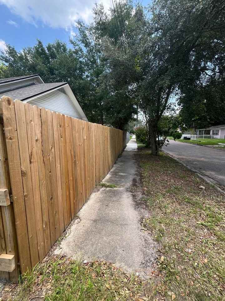 685 Fern St - Photo 2 of 28