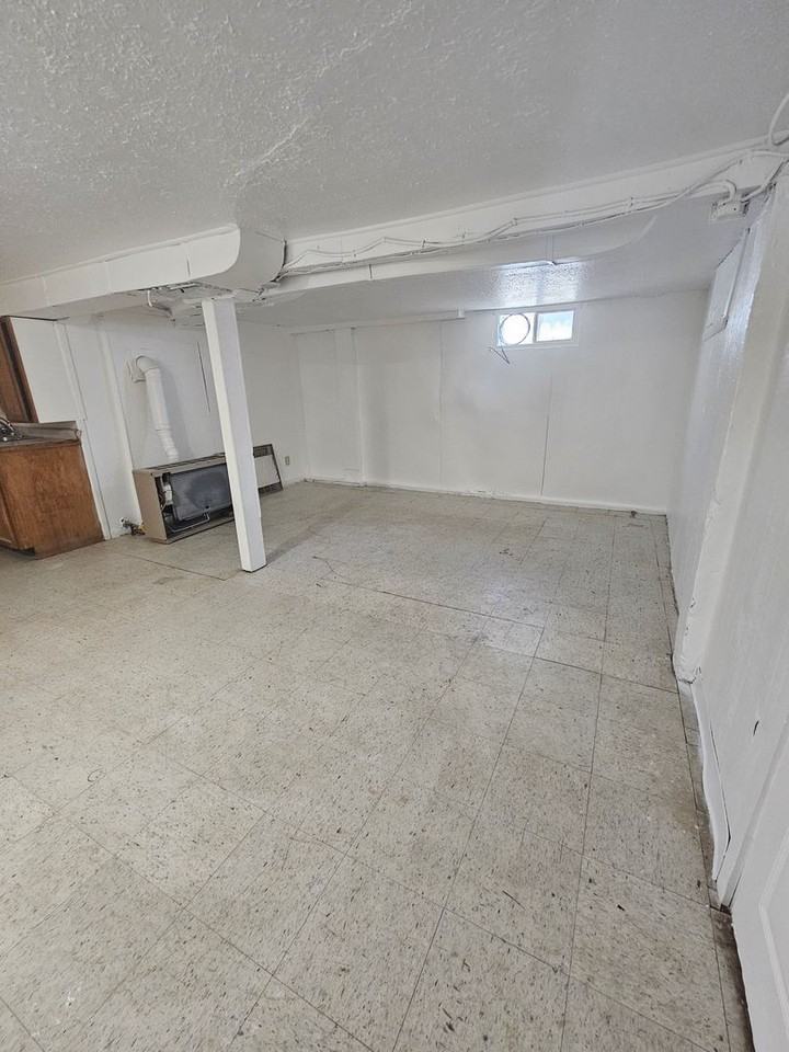 604 Haines Ave - Photo 2 of 7