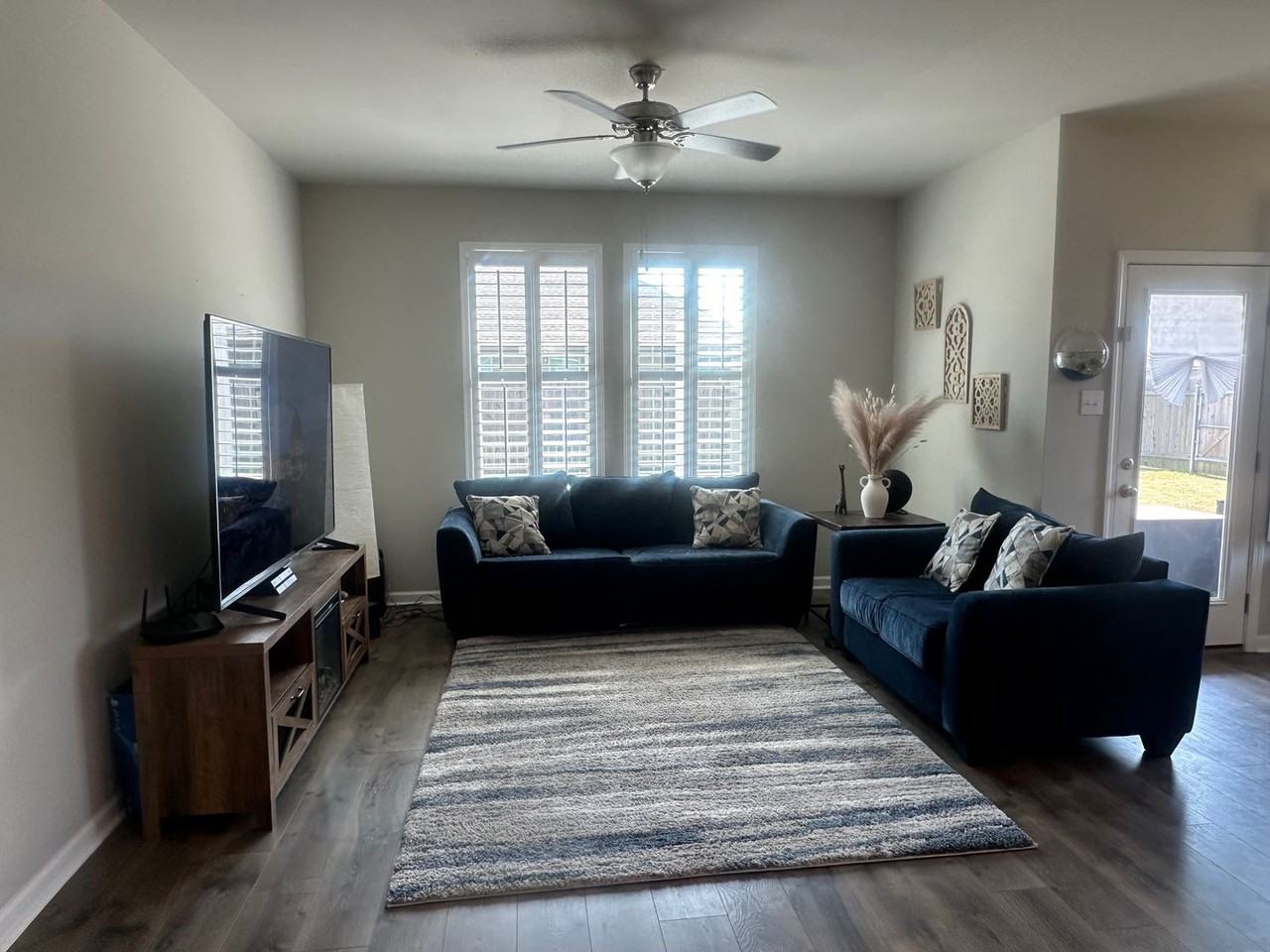 294 Windsor Woods Dr - Photo 2 of 12