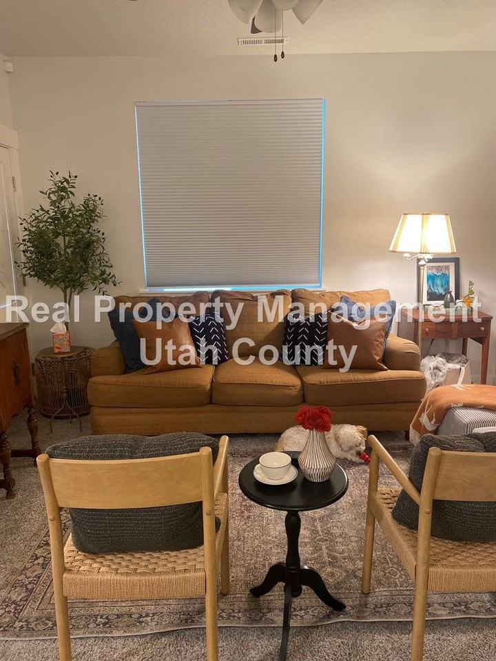 3323 W Hardman Way - Photo 7 of 23