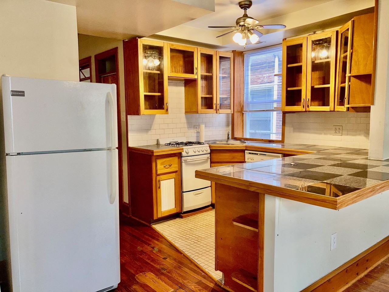 1231 S 47th St - Photo 3 of 13