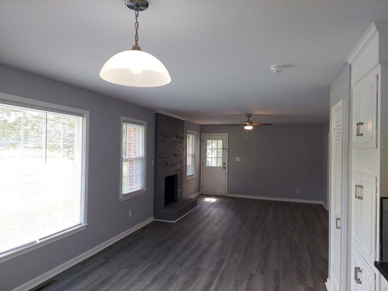 8169 Windsor Blvd - Photo 2 of 17