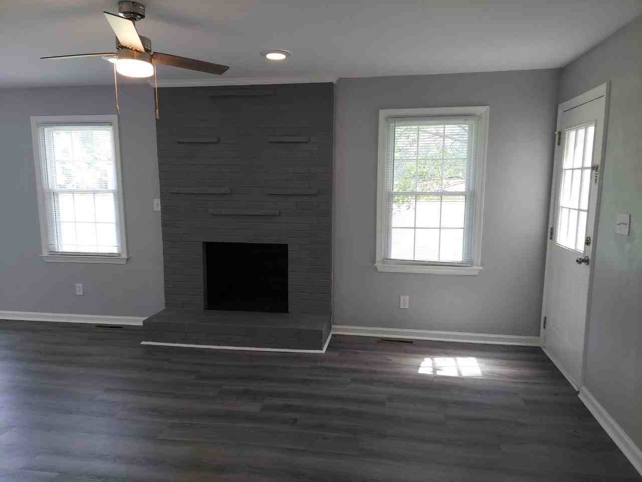 8169 Windsor Blvd - Photo 3 of 17