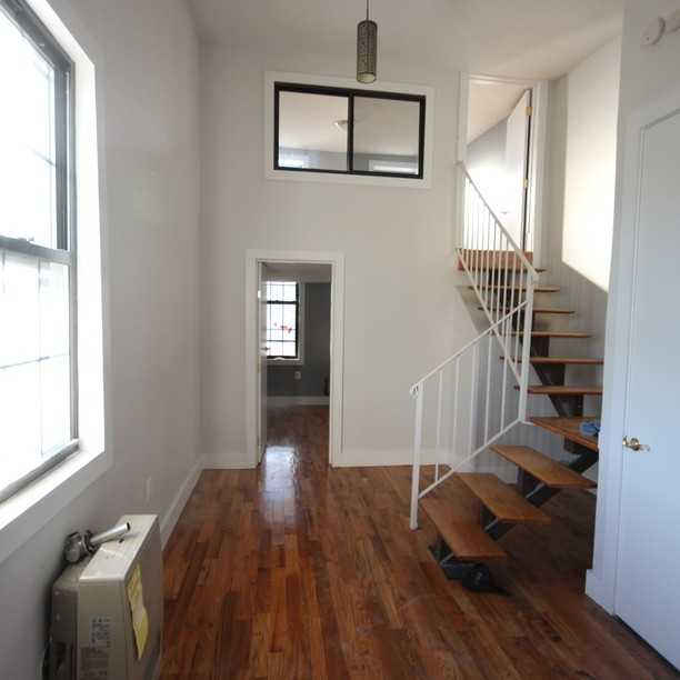 22 Catherine Street #2s - Photo 3 of 13