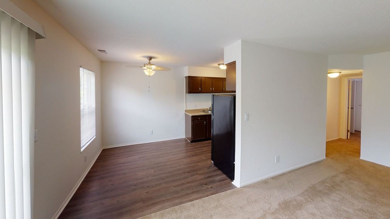 Beech Tree Glen Apartments - Photo 5 of 42