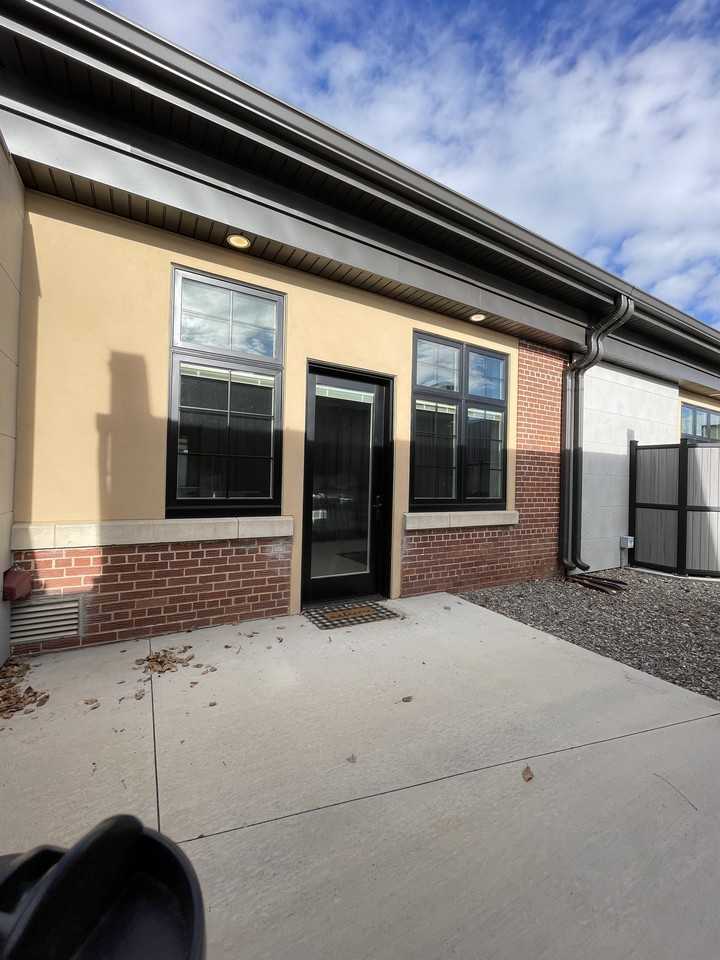 1301 Avon St #C3 - Photo 7 of 32