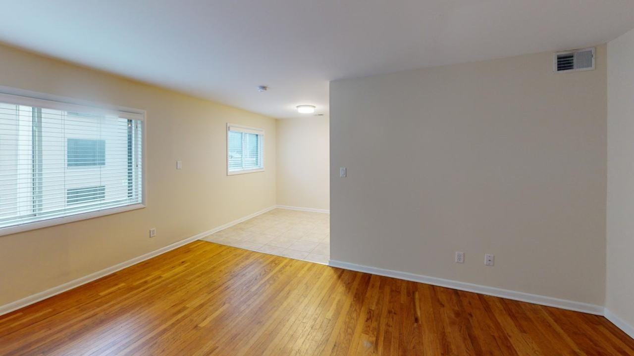 Broad Ripple Flats - Photo 3 of 29