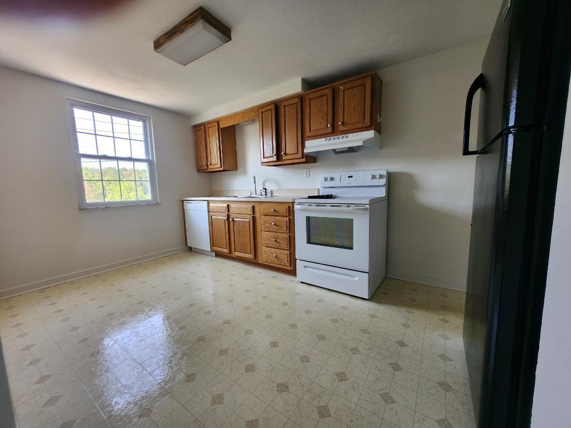 7586 Summit Apartmentselaine Drive #7586 - Photo 3 of 7