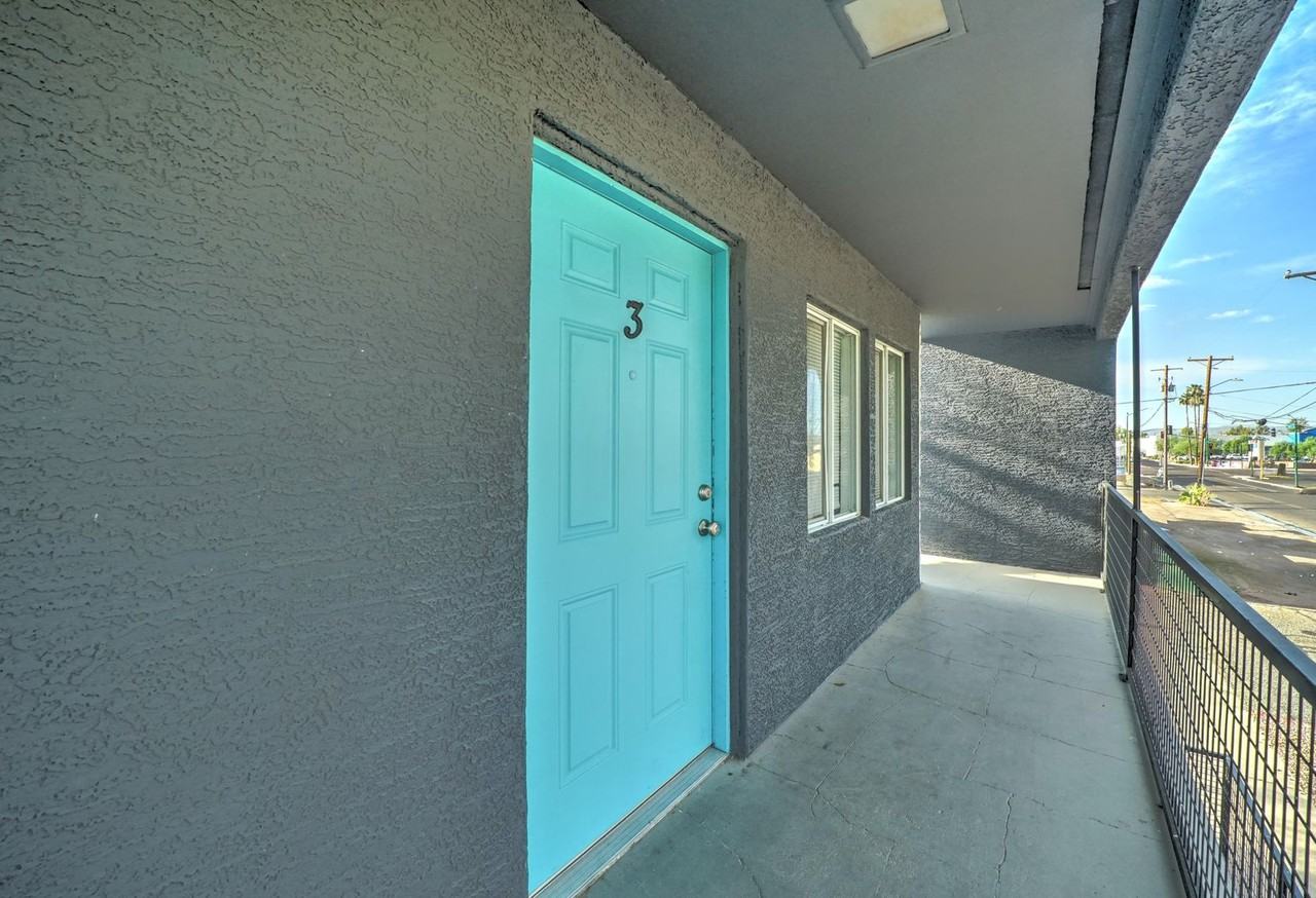 2919 N 38th St #3 - Photo 2 of 23