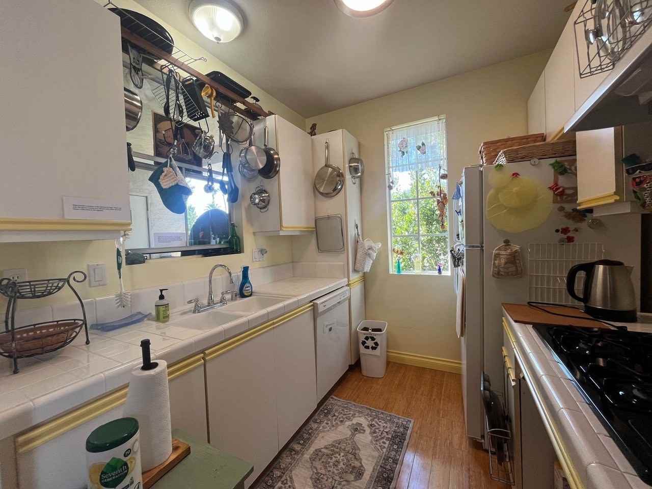 10854 Sabre Hill Dr - Photo 7 of 13