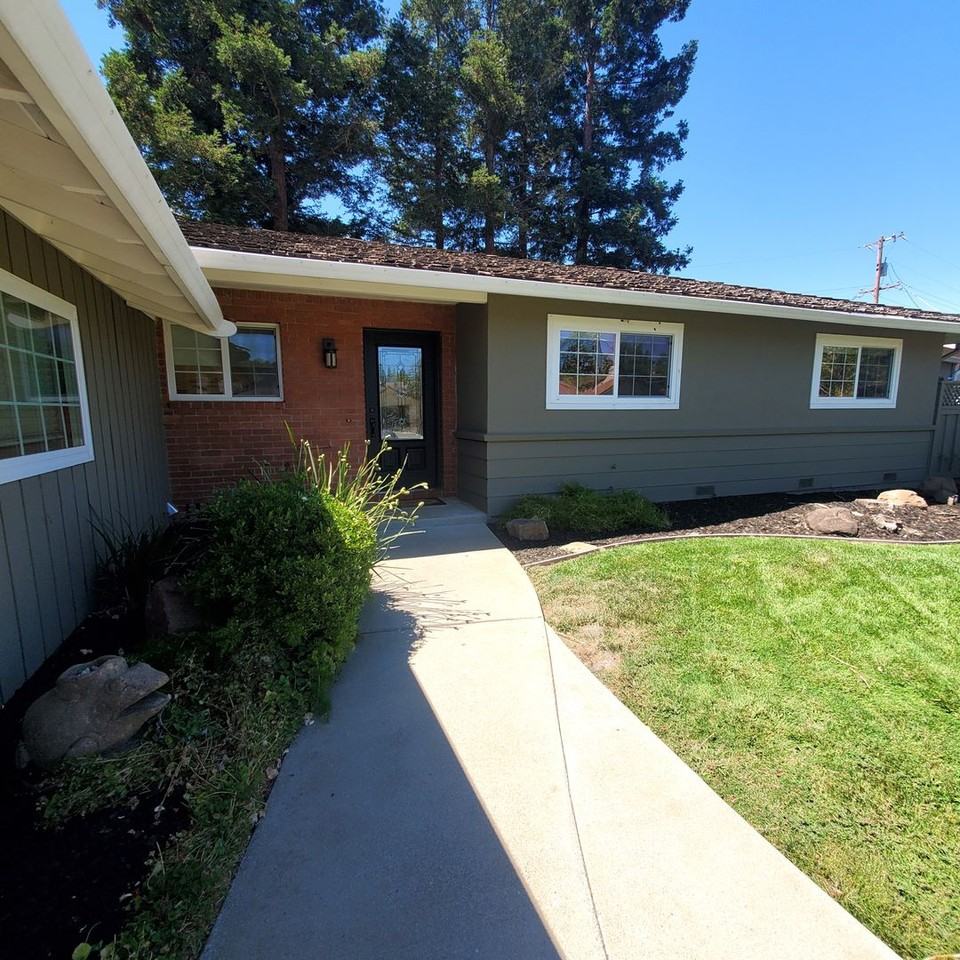 1531 American Beauty Dr - Photo 2 of 35