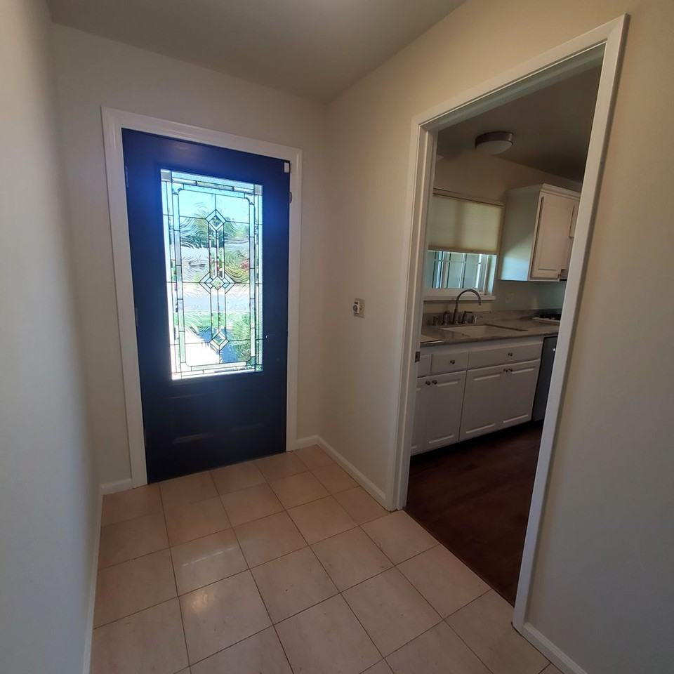 1531 American Beauty Dr - Photo 3 of 35