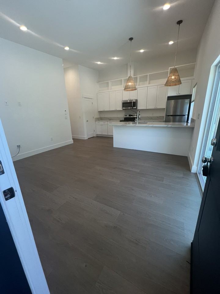 1450 Valota Road #A - Photo 3 of 20