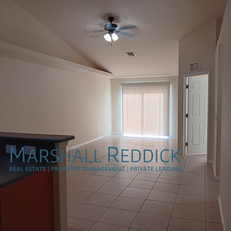 606-608 Nicholas Pkwy W - Photo 3 of 18