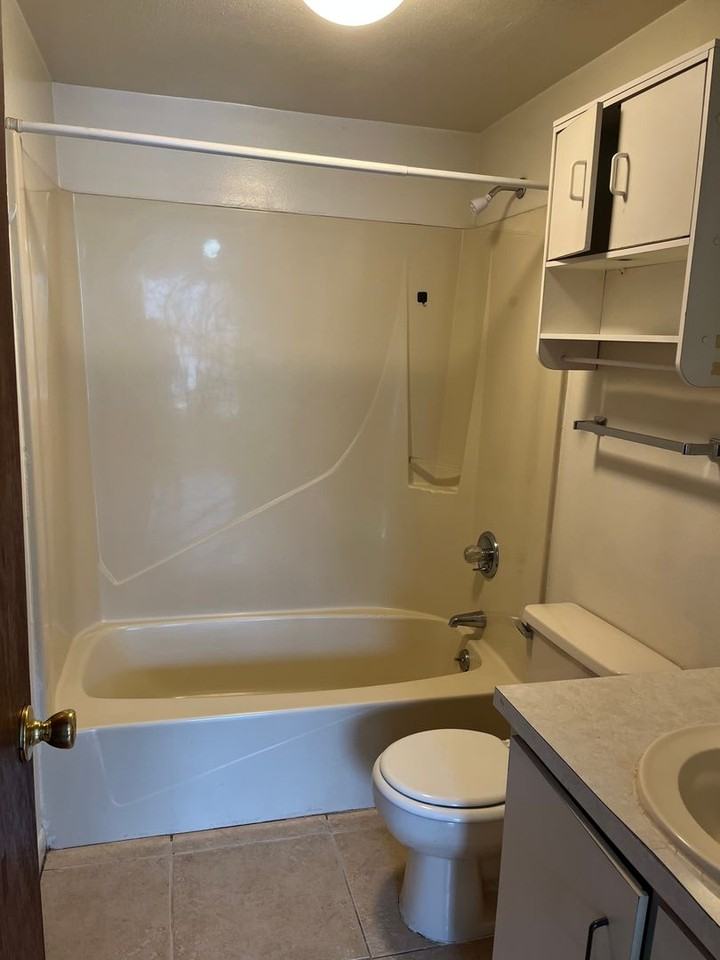 159 Scottwood Dr Se - Photo 4 of 16