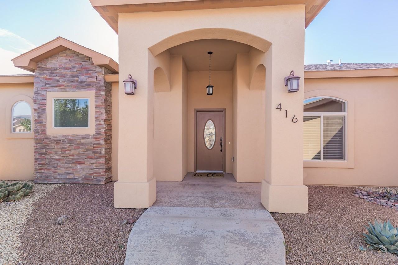 416 Tierra Bella Dr - Photo 2 of 29
