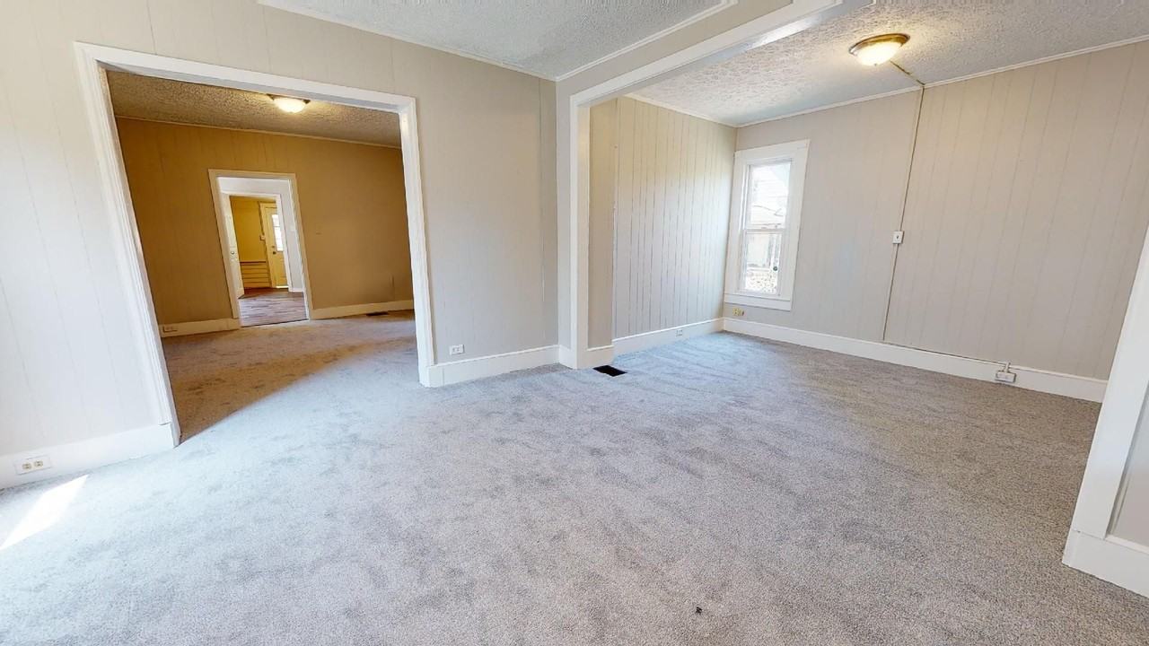 9516 Larnder Ave - Photo 2 of 50