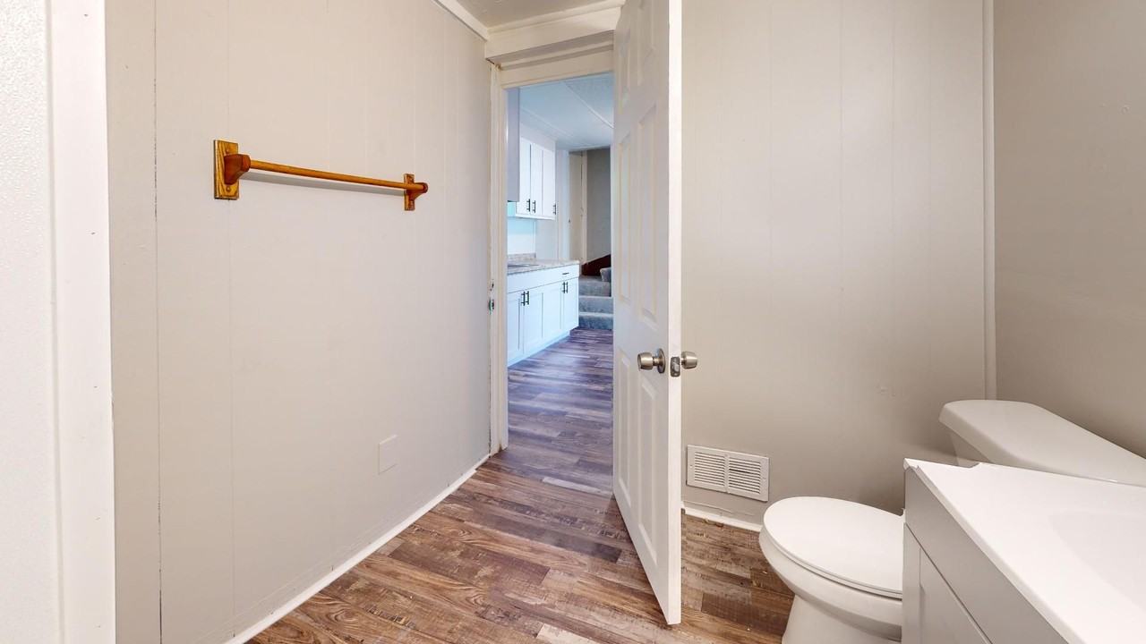 9516 Larnder Ave - Photo 6 of 50