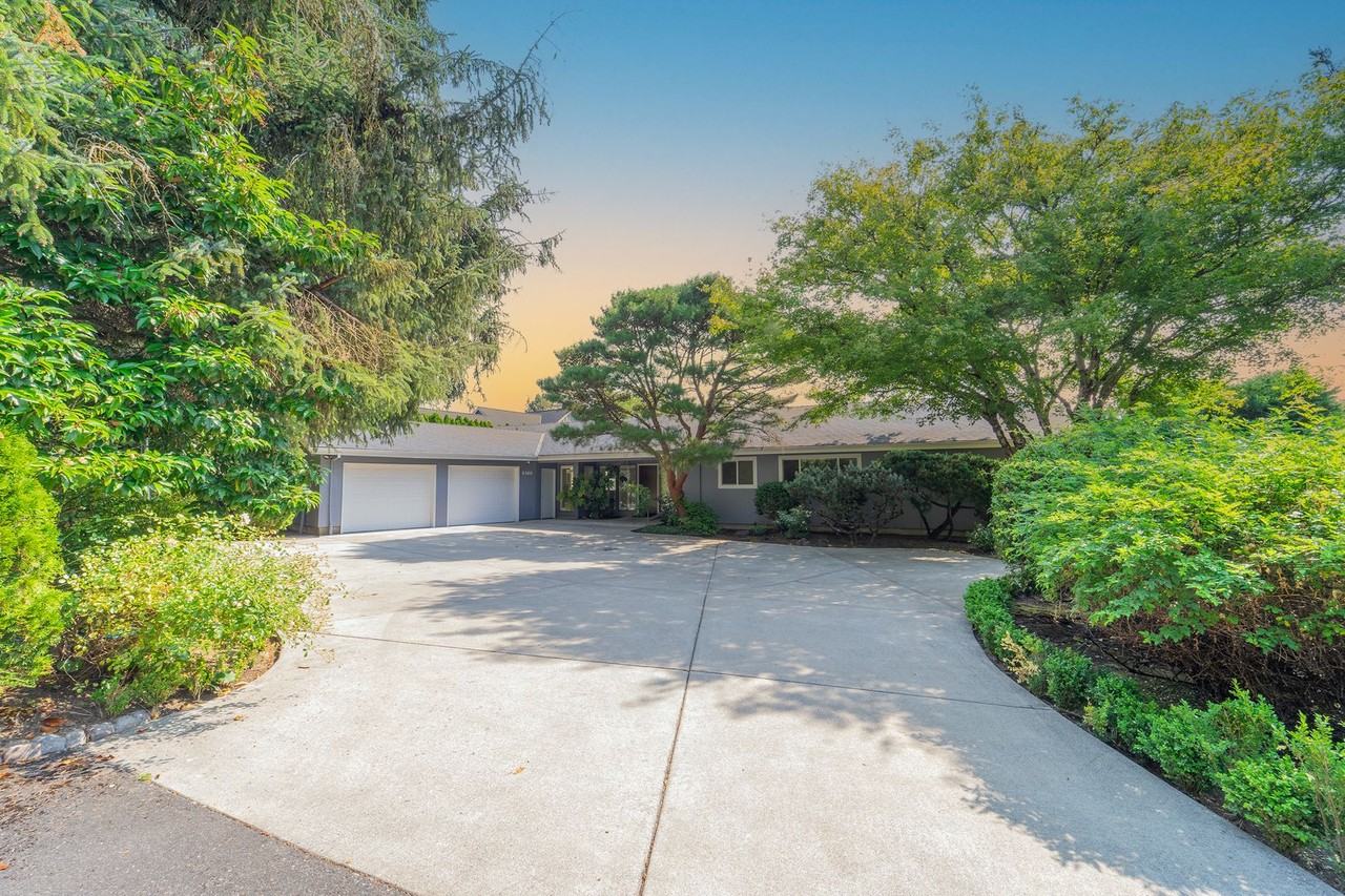 6360 Southwest 86th Avenue - Photo 2 of 50