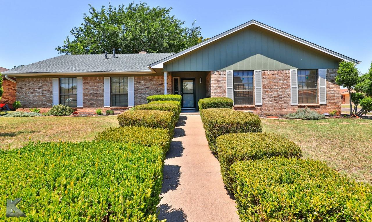 5202 Shady Glen Ln - Photo 2 of 45