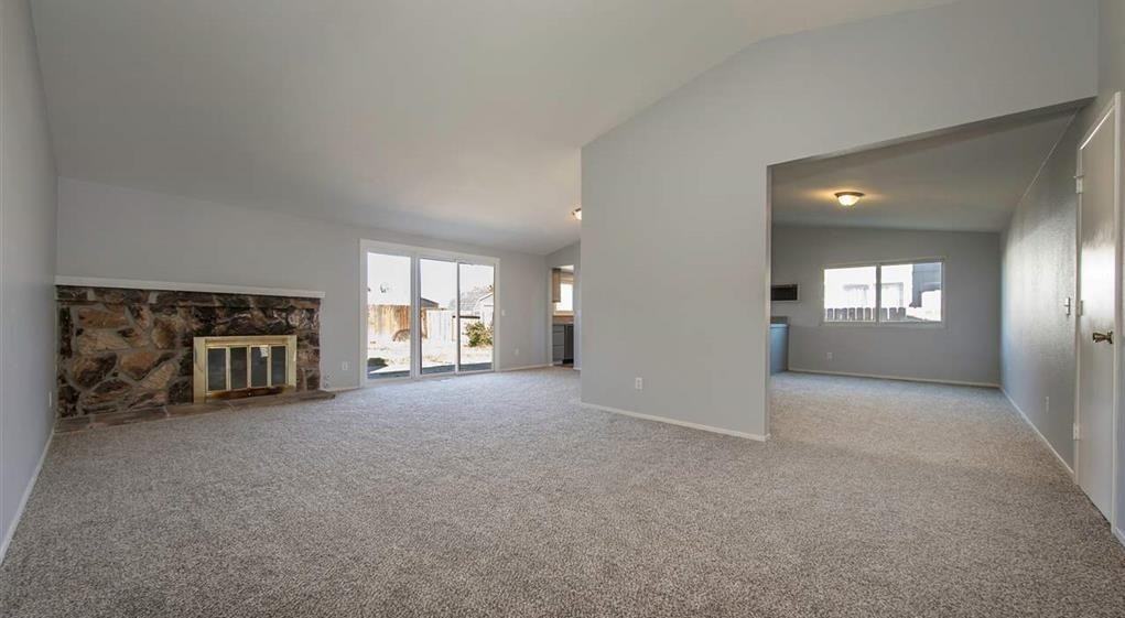 2650 Fargo Way - Photo 3 of 14