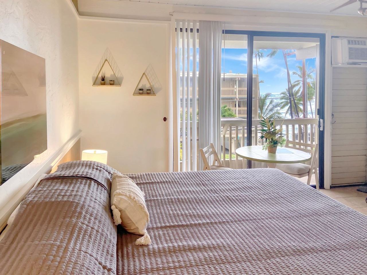 76-6831 Aliʻi Drive - Photo 2 of 14