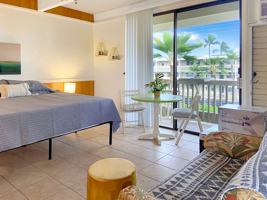 featured image of 76-6233 Alii Dr