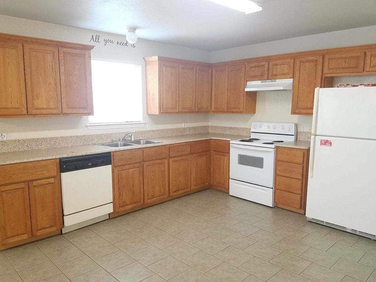 311 S Blue Jay Ct - Photo 6 of 13