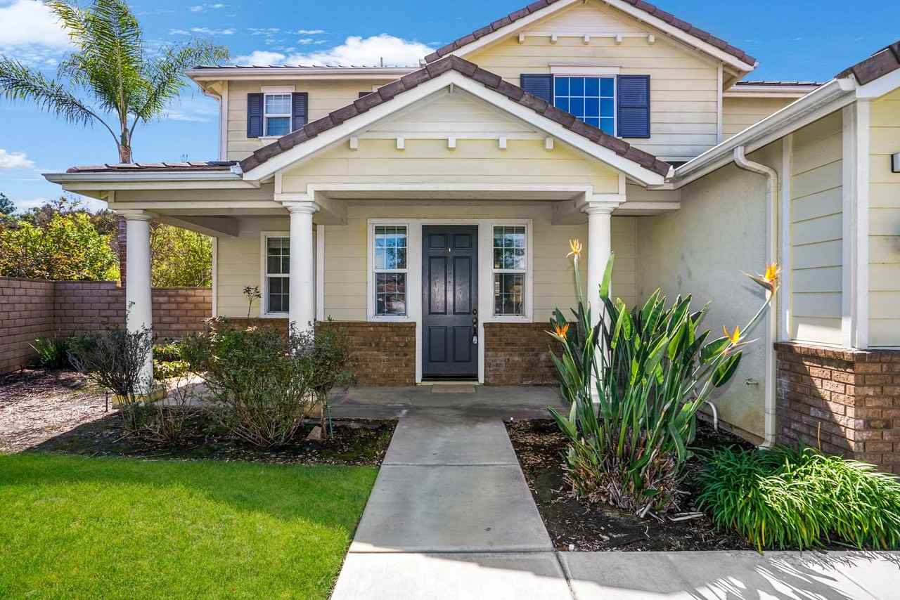 11303 Apple Canyon Ln - Photo 2 of 14