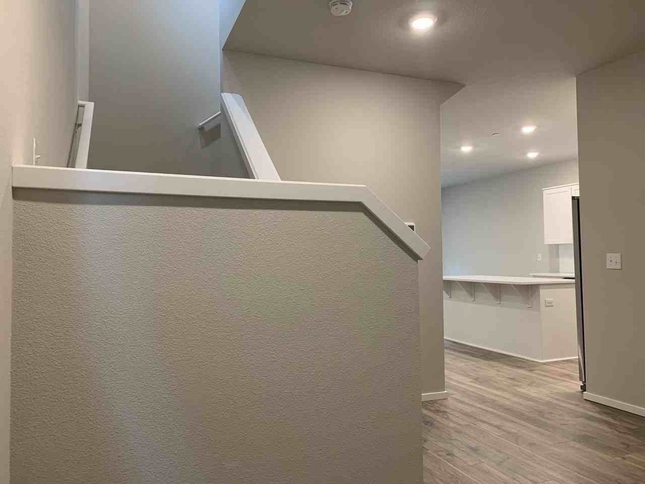 9418 N Chestnut Ct - Photo 2 of 42