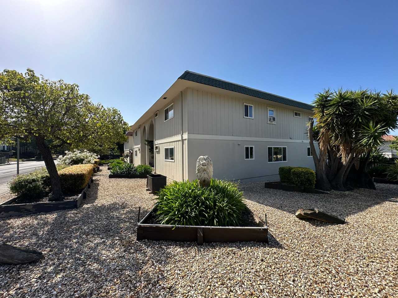 702 East Military - Photo 4 of 8