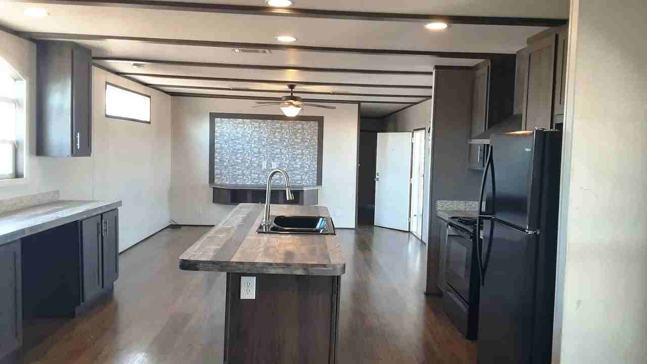 475 Hope Farm Rd - Photo 3 of 11