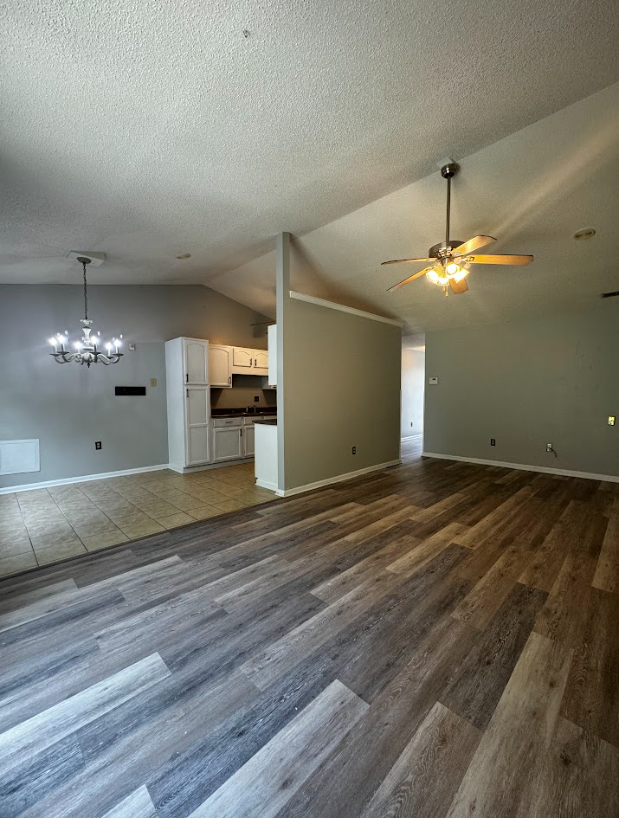 100 Clear Lake Dr - Photo 6 of 17