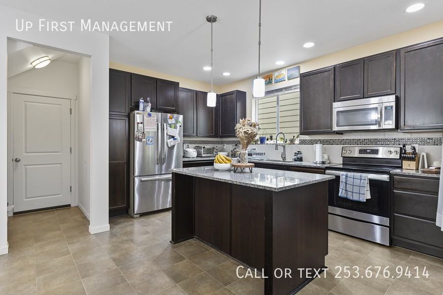 4016 Campus Willows Loop Ne - Photo 2 of 27