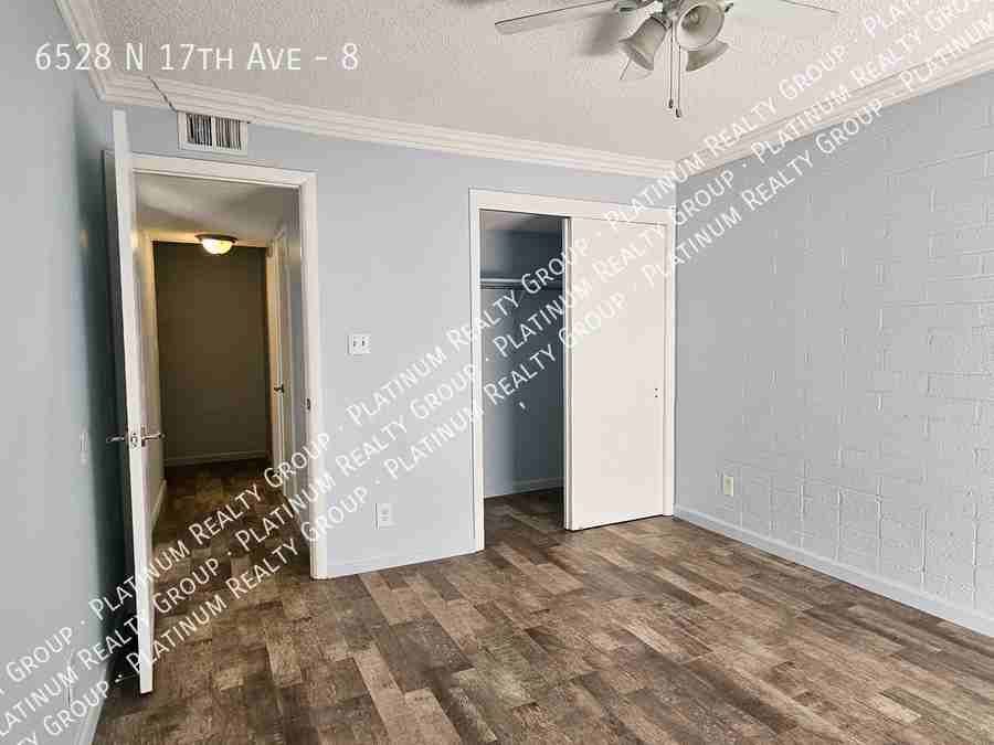 6528 N 17th Ave #8 - Photo 3 of 20