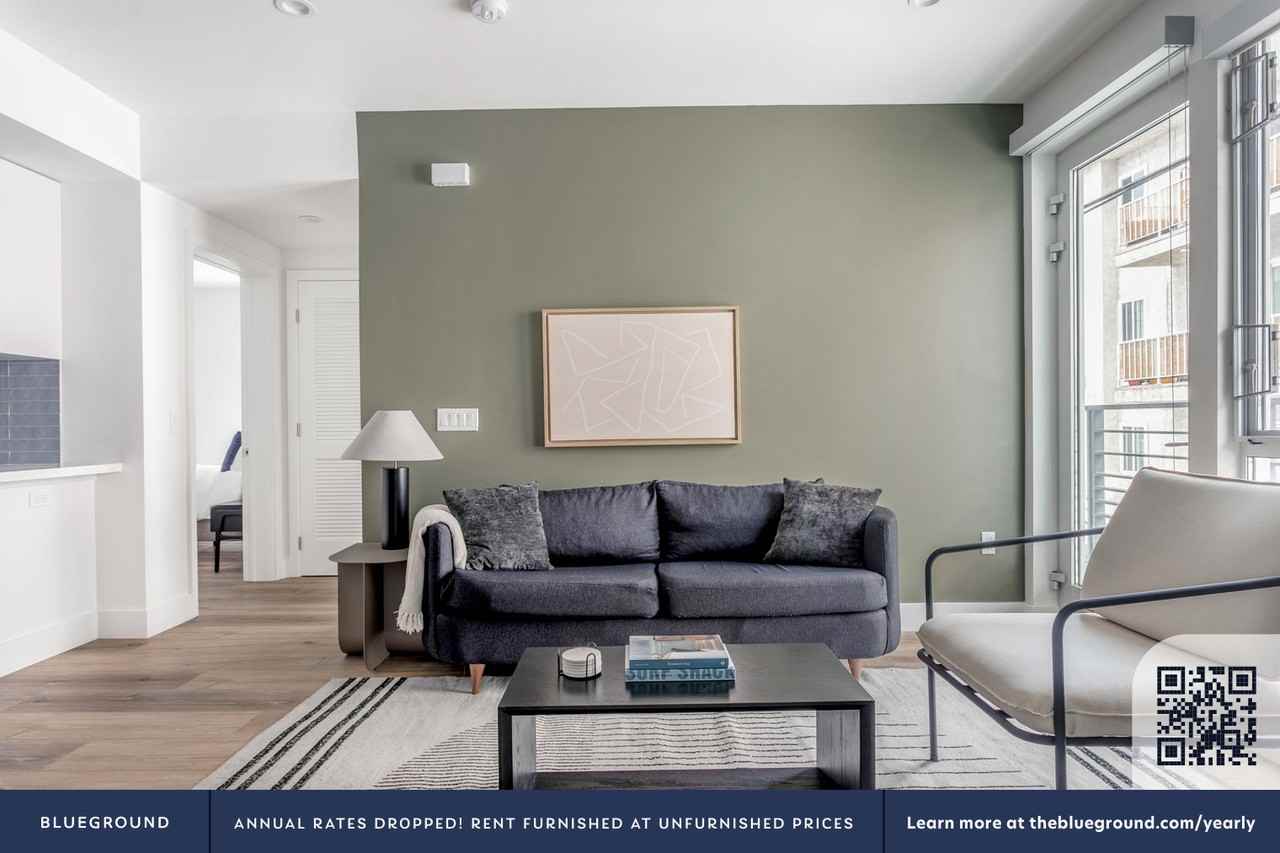 5801 Camerford Avenue - Photo 3 of 46