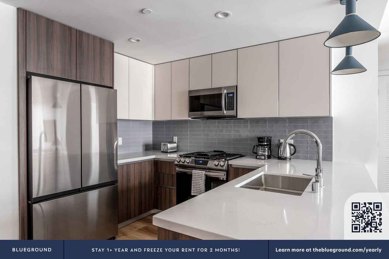 5801 Camerford Avenue - Photo 7 of 46