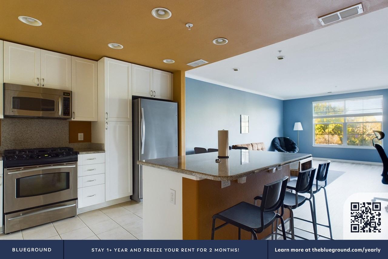 3901 Lick Mill Boulevard - Photo 7 of 29