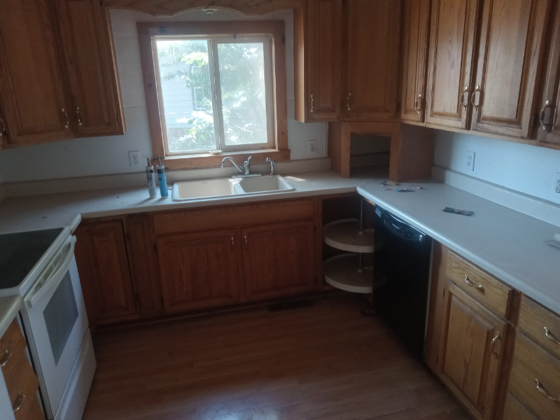 606 Townsend - Photo 3 of 6