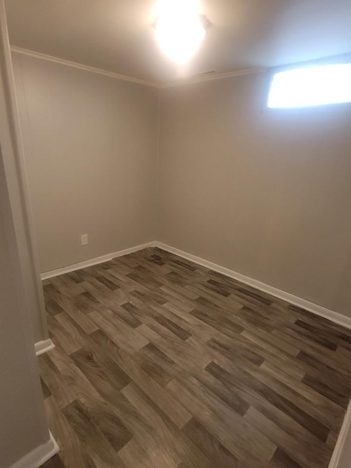 2417 Tyler Street Lower - Photo 3 of 3