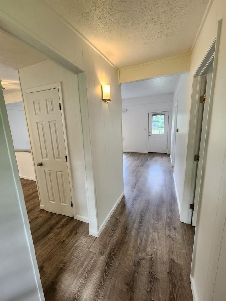 8105-8133 Seasons Rd - Photo 3 of 36