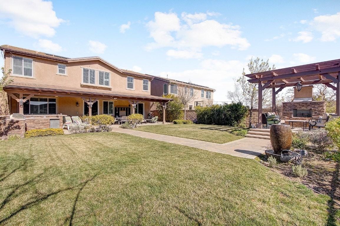 22494 Brightwood Place - Photo 2 of 21