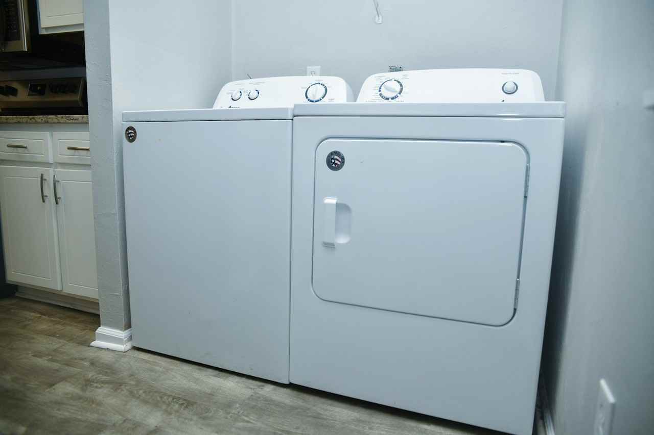 4889 Old Bainbridge Road - Photo 4 of 18