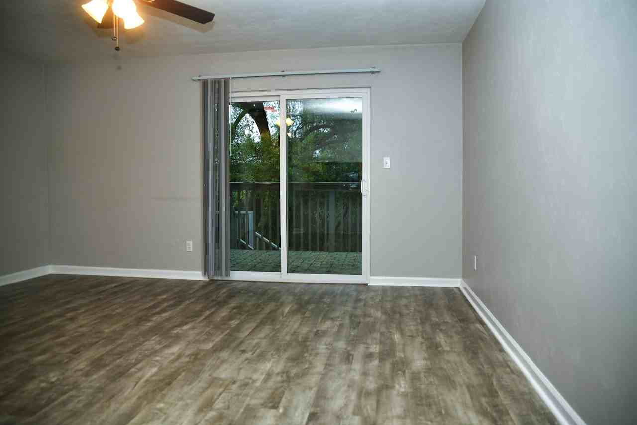 4889 Old Bainbridge Road - Photo 6 of 18