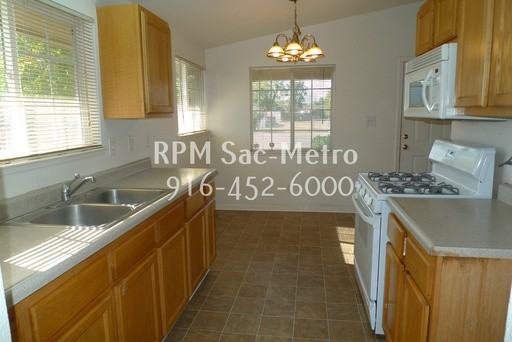 3840 Dry Creek Rd - Photo 2 of 5