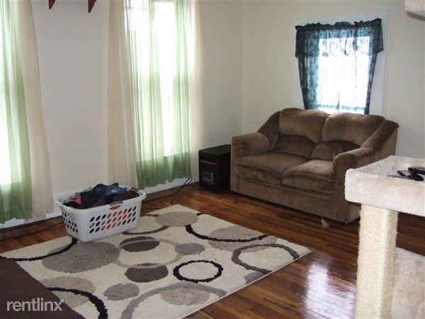 145 Lock St - Photo 2 of 4