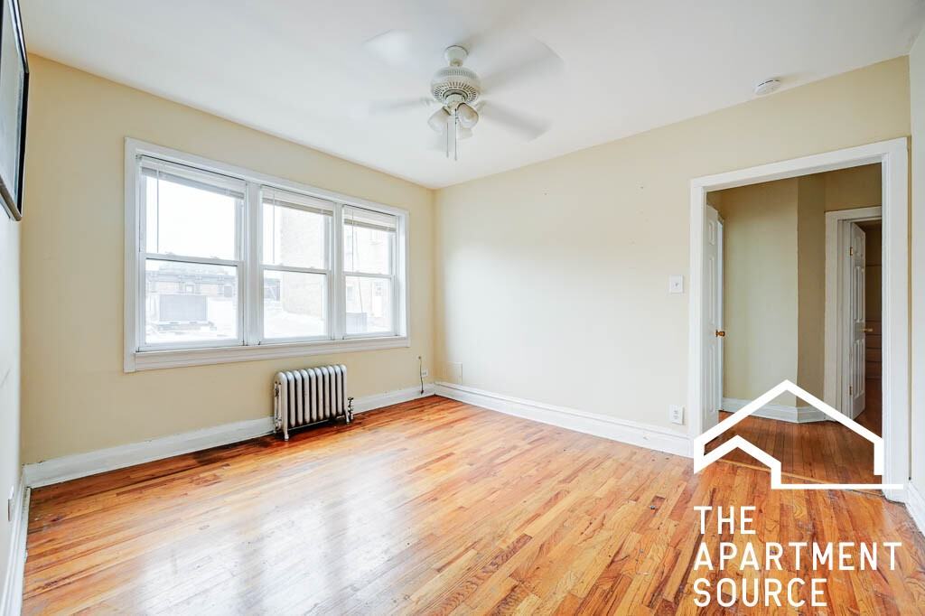 4409 N Kenneth Ave #2A - Photo 3 of 13
