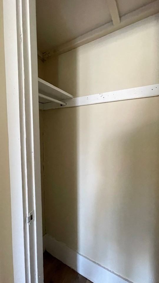 1113 State St - Photo 7 of 10