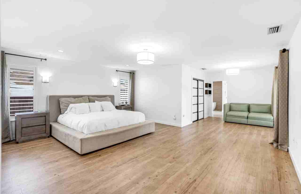 9988 Sw 126th Ter - Photo 2 of 50