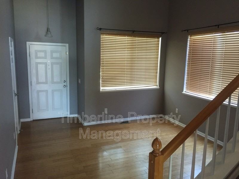 310 Avocet Loop - Photo 3 of 15